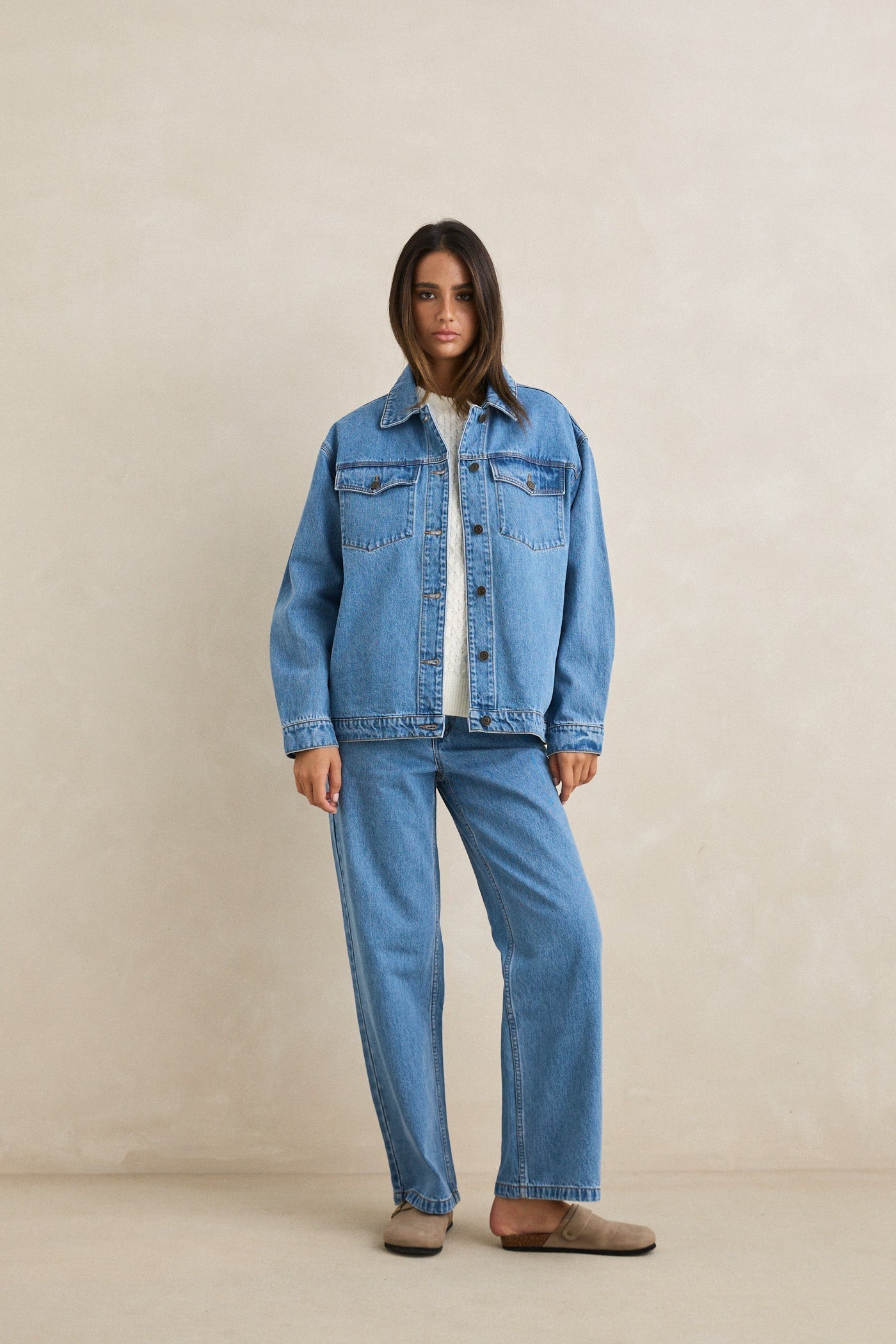 0126W-JK01-ESSENTIAL-DENIM-
