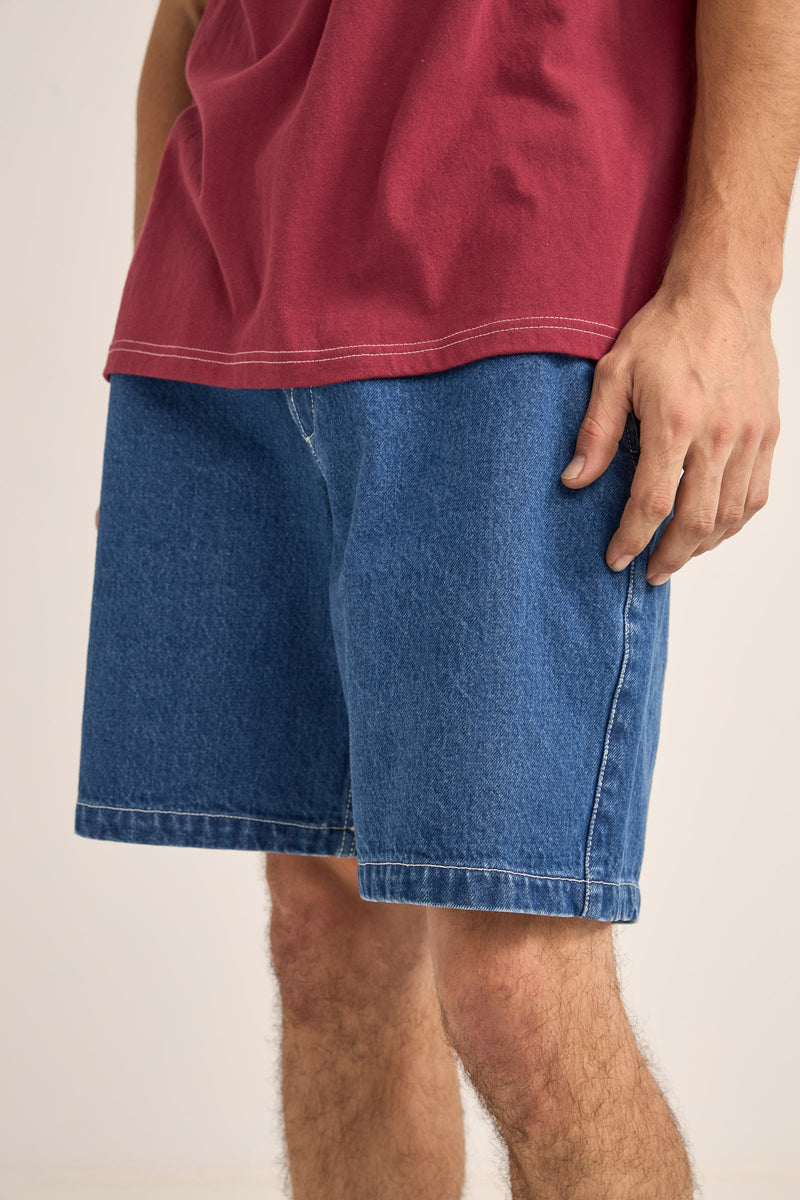 Essential Denim Short Dark Wash