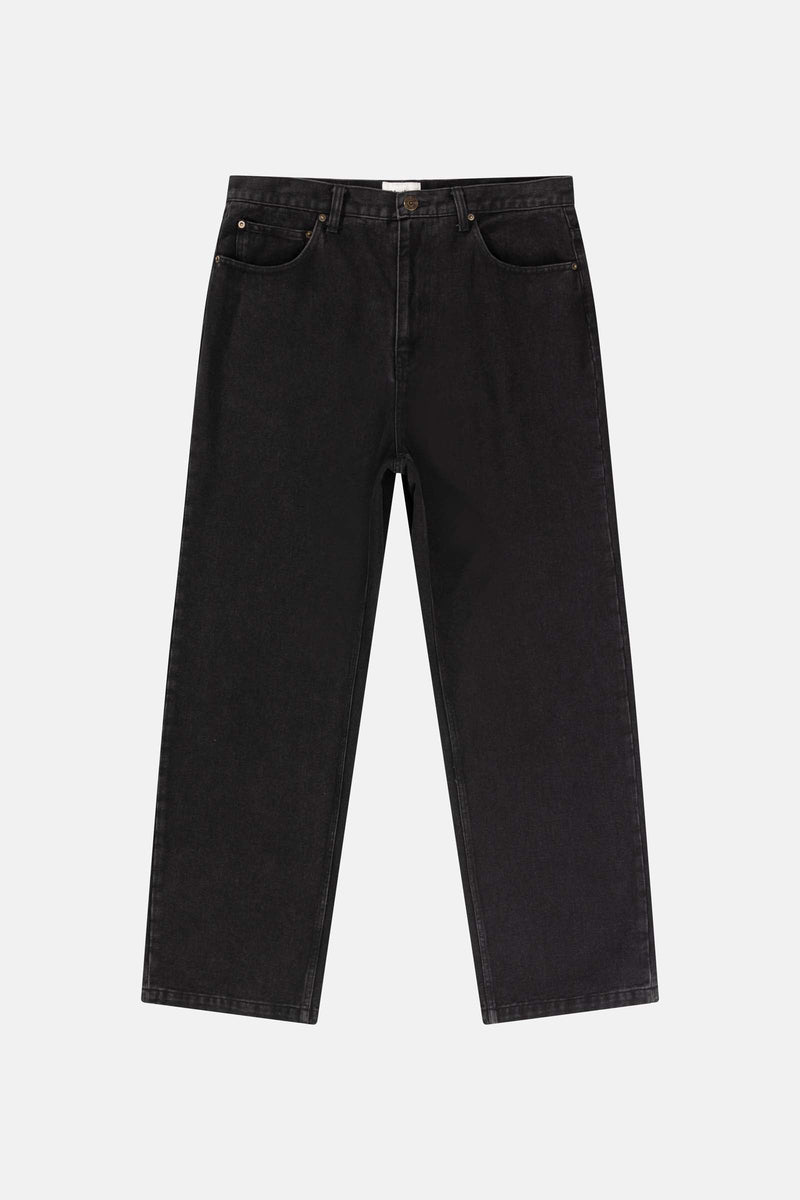 Essential Jean Worn Black