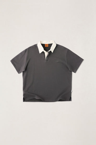 Koa Ss Rugby Polo Charcoal – Rhythm