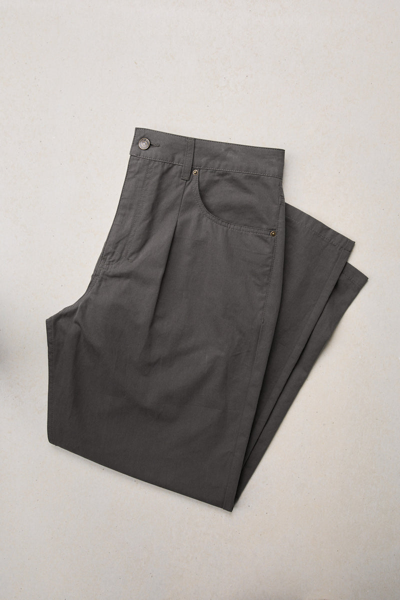 Warped Straight Cut Pant Grey
