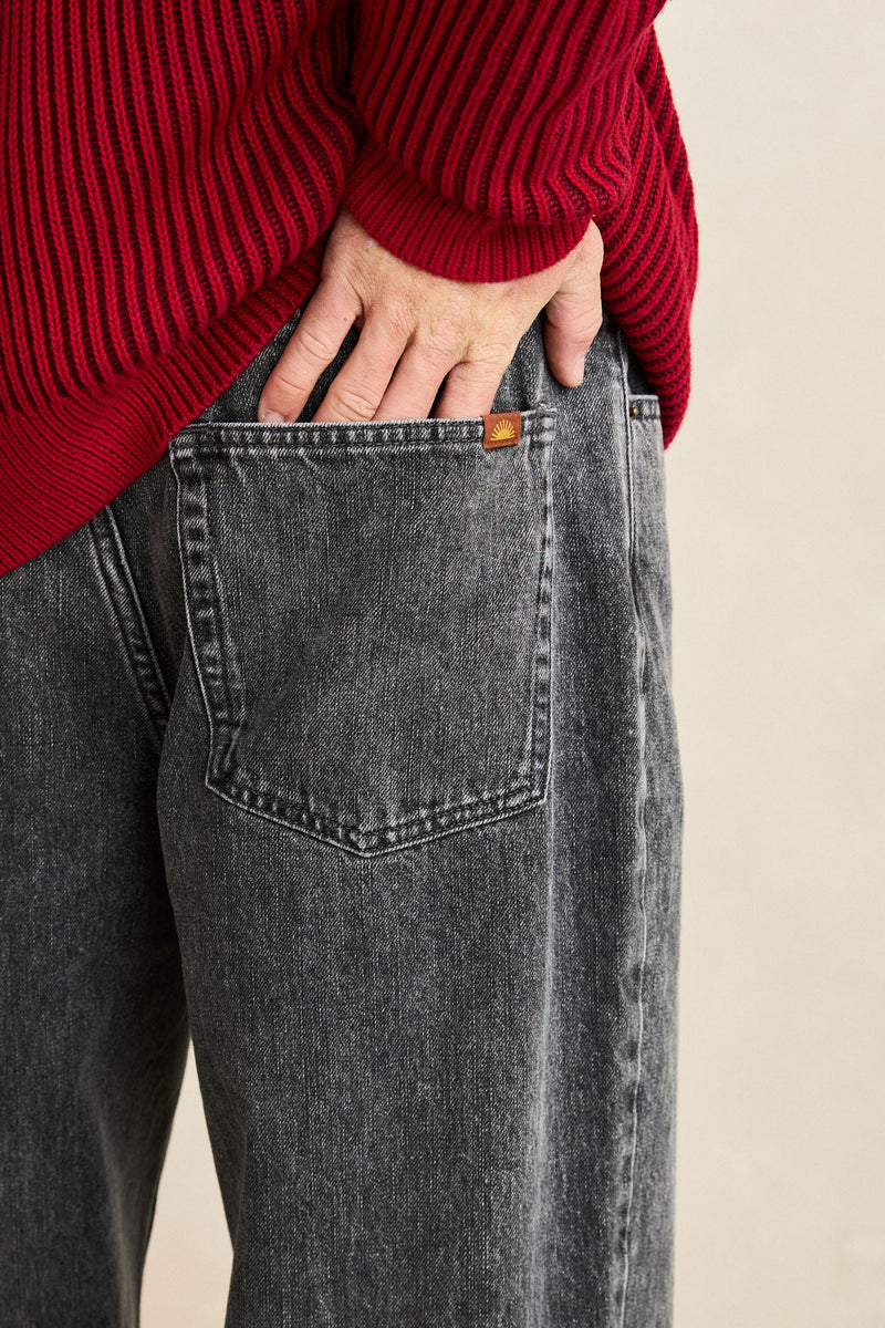 Essential Jean Charcoal