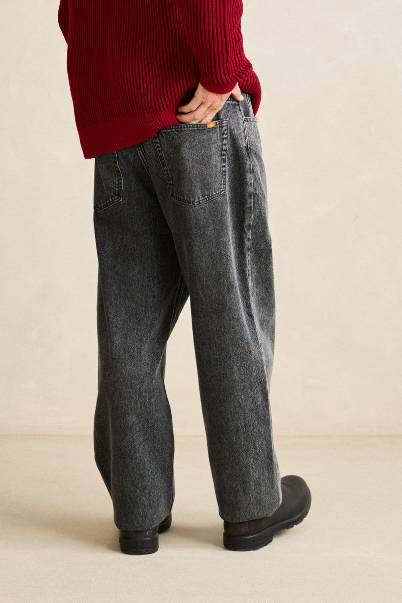 Essential Jean Charcoal