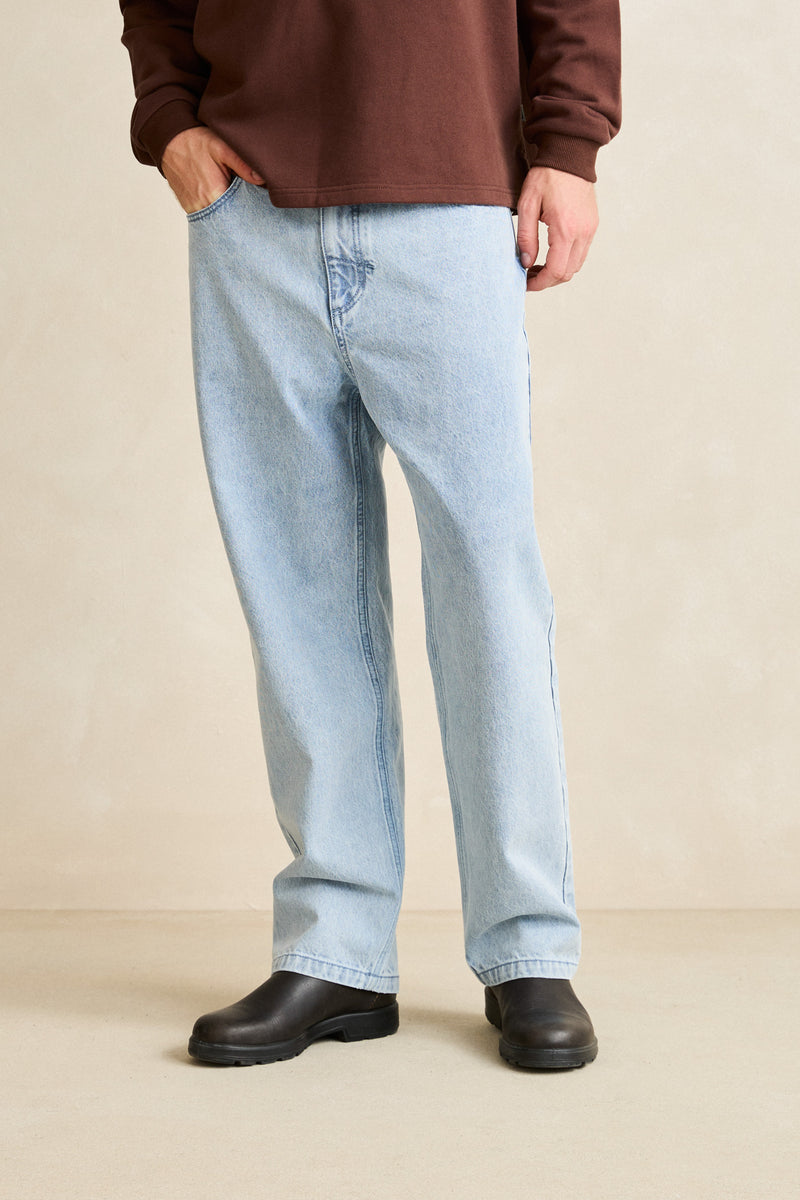 Relaxed Heavywash Jean Light Blue