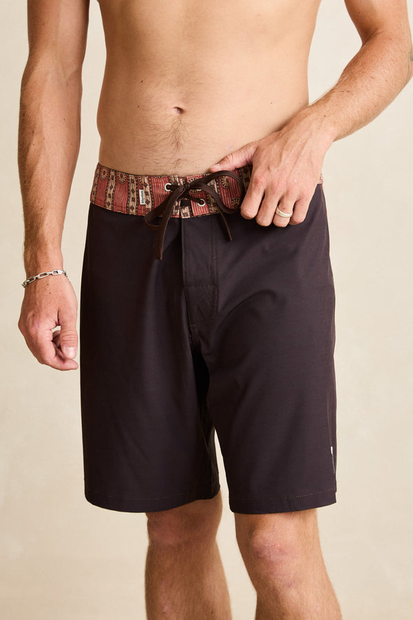 Towner Panel Trunk Charcoal