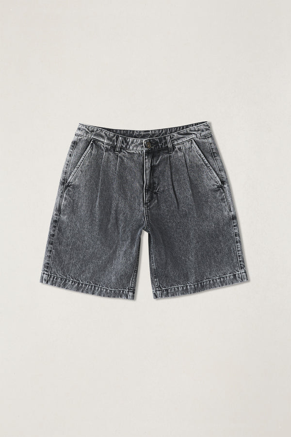 Double Pleated Short Charcoal