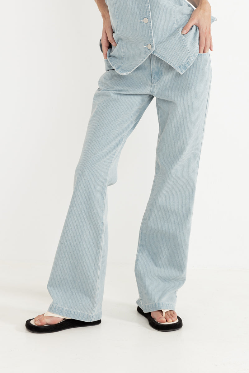 Mabel Bootleg Jean Washed Blue