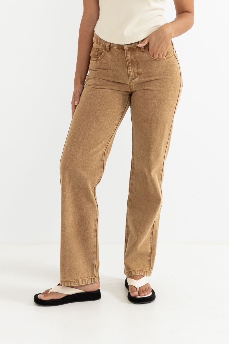 Amelia High Rise Jean Washed Sand