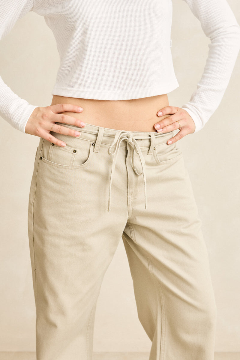 Charlie Low-Rise Pant Natural