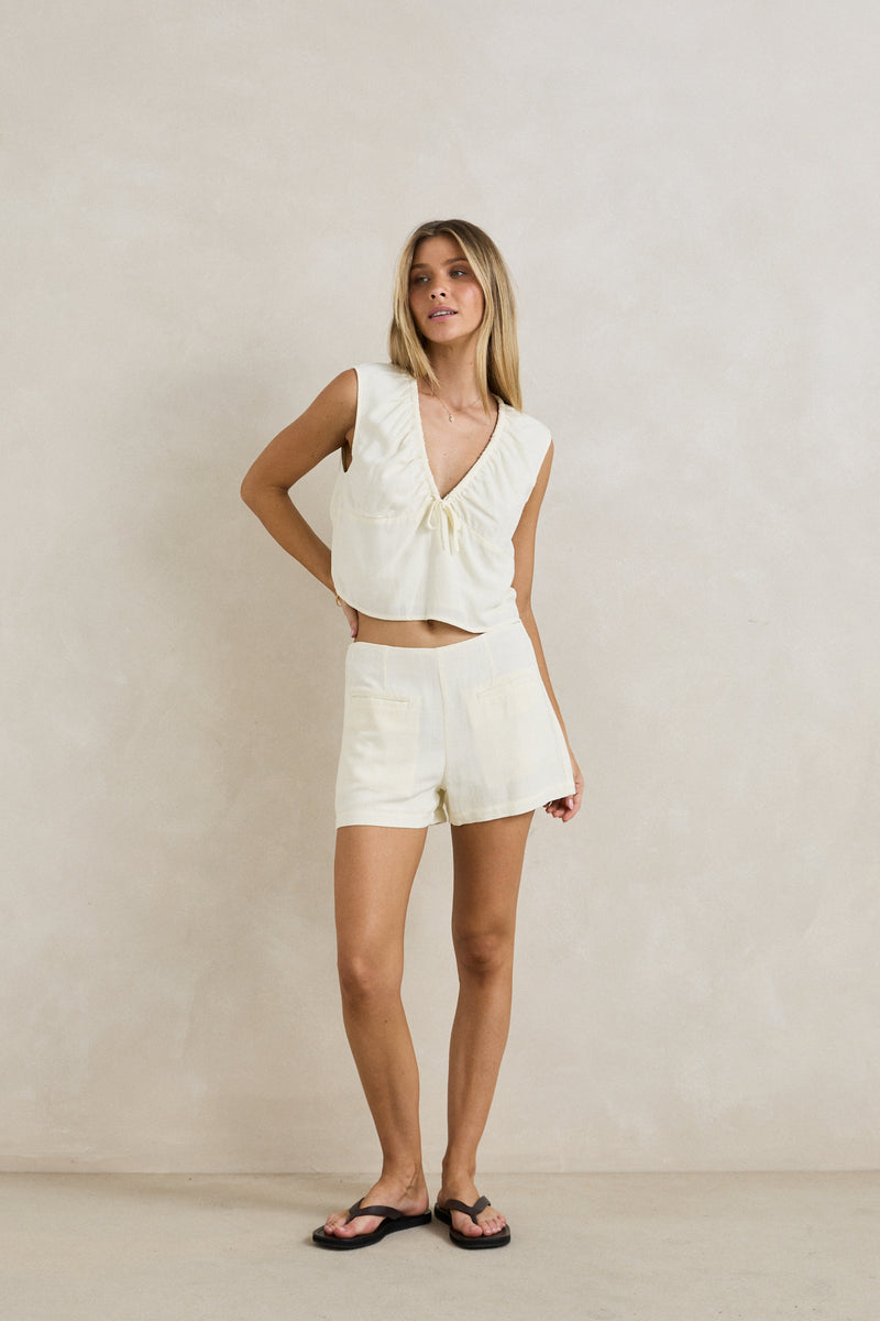 Del Rio Short White