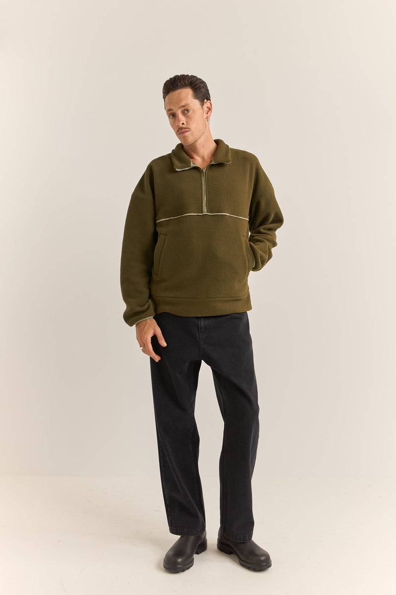 Contrast Quarter Zip Pullover Olive