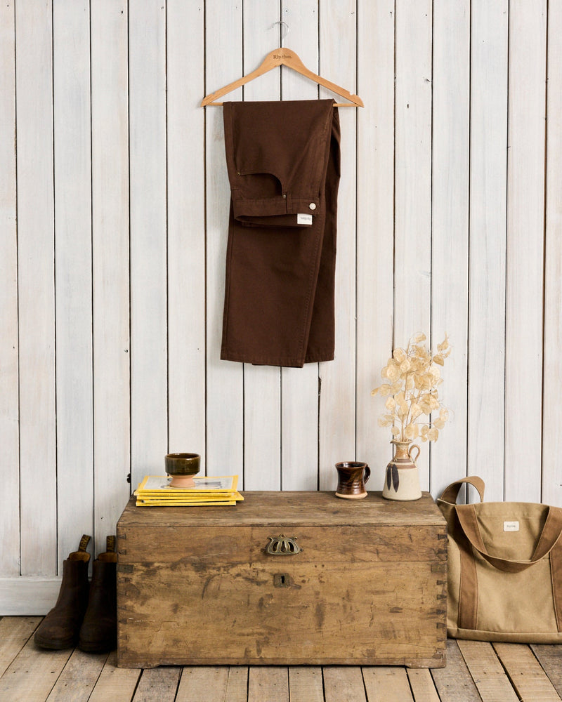 Raising Pant Brown